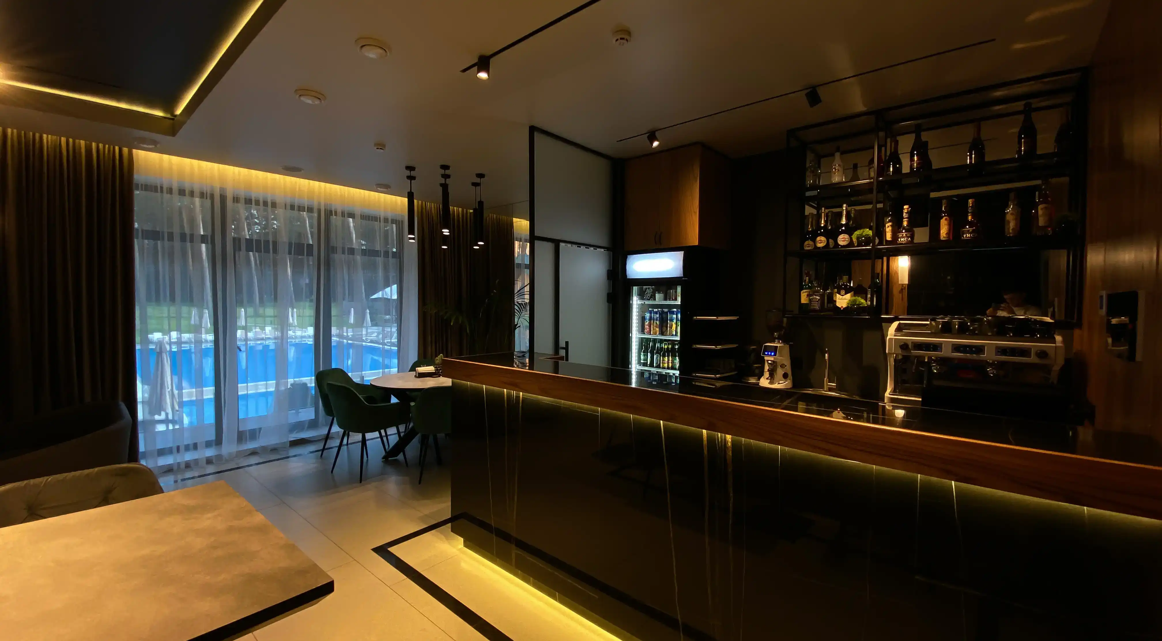 SPA lounge bar menu